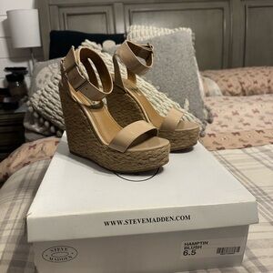 Steve Madden beige Wedge